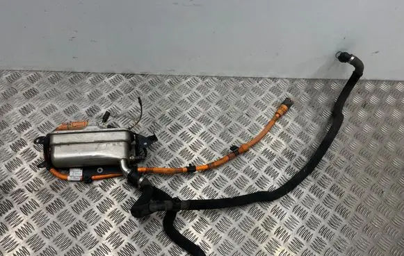 BMW 5 G30 G31 G38 Coolant heater 6998052 6823567 9314673