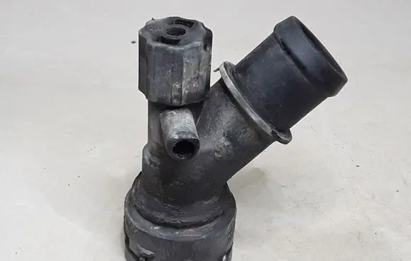 Seat Toledo II (1M) Engine coolant pipe/hose 1J0121619A