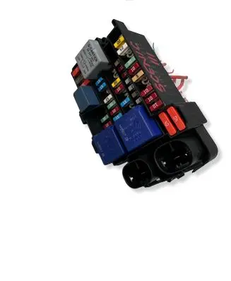Renault Scenic III - Grand scenic III Fuse module 18013301C 090611
