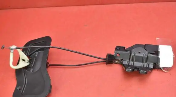 BMW Z4 E85 E86 Tailgate/trunk/boot lock/catch/latch 81969401