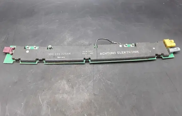 Volkswagen Phaeton Aerial antenna amplifier 3D0035225AK 921815002