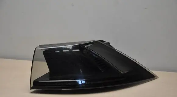 Peugeot 508 II Rear/tail lights 9813508480