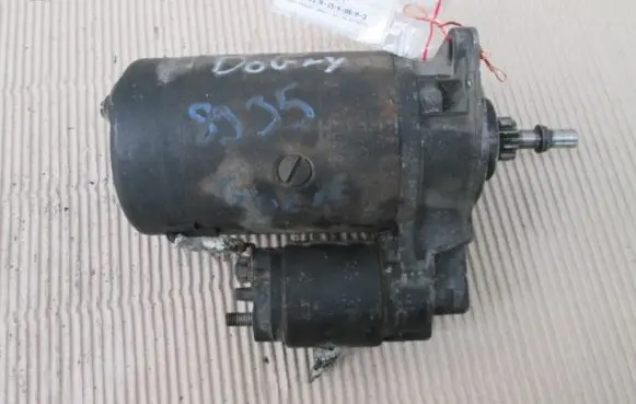 Volkswagen Golf I Starter motor