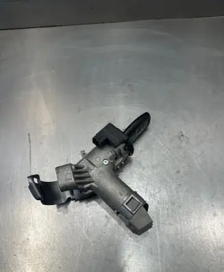 Ford Transit Courier Ignition lock 9V213F880ED