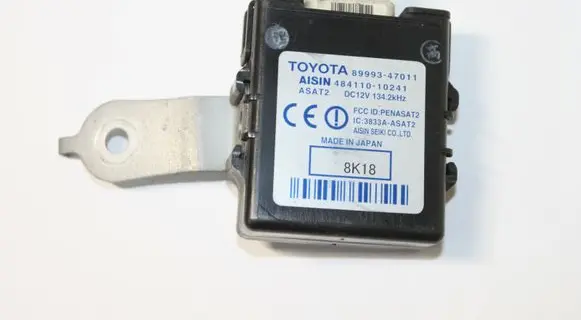 Toyota Prius (XW20) Door control unit/module 8999347011