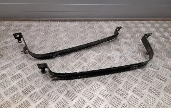 Alfa Romeo Stelvio Fuel tank mounting bracket 50546470 50546471