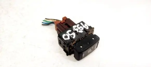 Nissan Note (E11) Seat heating switch