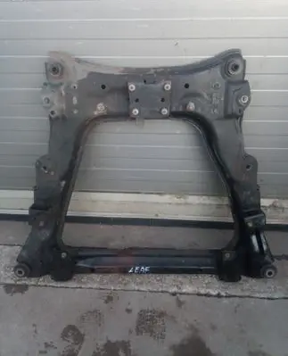 Nissan Leaf I (ZE0) Front subframe