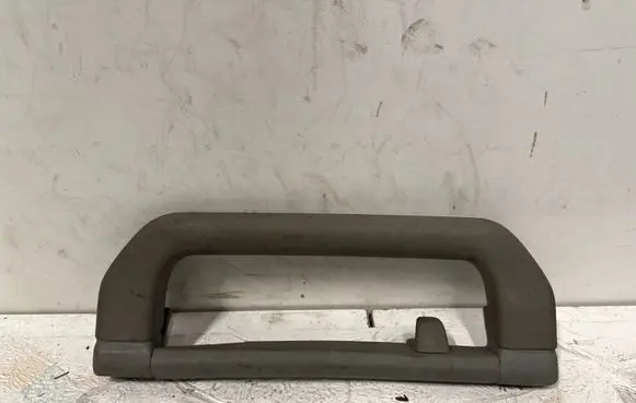 BMW 5 E34 Rear interior roof grab handle 8102403