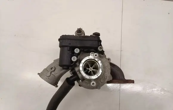 Audi Q2 - Turbo 05E145701K