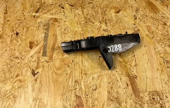 Audi Q4 Sportback e-tron Front bumper mounting bracket 89A807184B