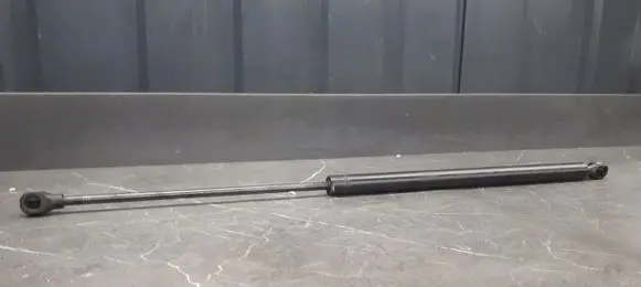 Peugeot 108 Tailgate strut 