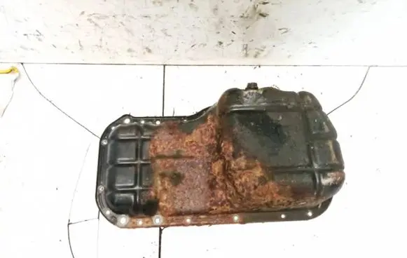 Mitsubishi Colt Oil sump