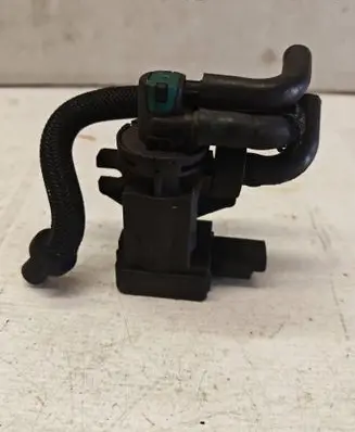 Peugeot 3008 II Turbo solenoid valve 9812404180 35762906