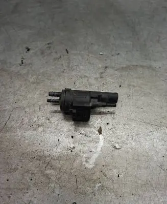 Mercedes-Benz C W204 Valve vacuum 0025401497 48B43625B00