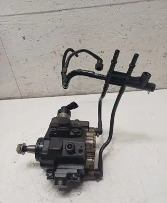 Hyundai H-1, Starex, Satellite Fuel injection high pressure pump 0445010118