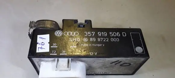 Volkswagen PASSAT B4 Coolant fan relay 357919506D 898722000