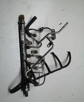 Skoda Fabia Mk2 (5J) Fuel main line pipe 03L130089B 700000313 2710810