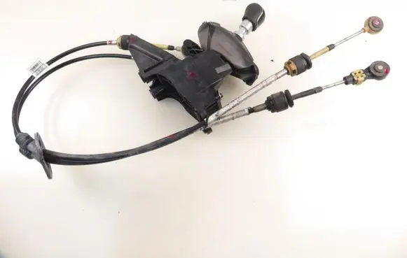 Ford Focus Gear shifter/selector BV6R7E395GD