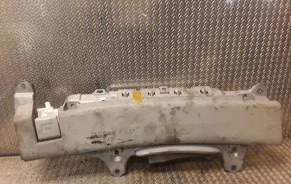 Lexus IS 220D-250-350 Knee airbag 
