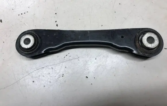BMW 5 G30 G31 Rear upper control arm/wishbone 6867537