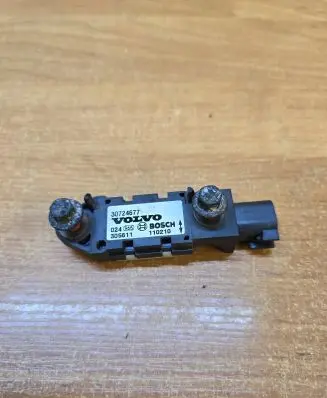 Volvo XC90 Airbag deployment crash/impact sensor 30724677