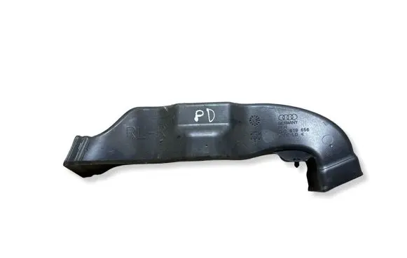 Audi A8 S8 D4 4H Cabin air duct channel 4H2819656