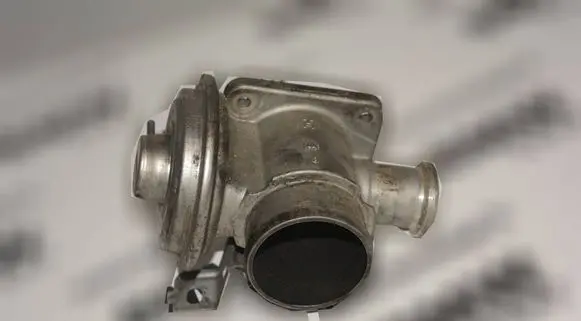 BMW 3 E46 EGR valve 7785452