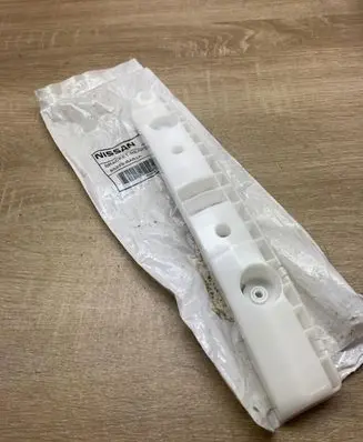 Nissan Juke I F15 Rear bumper mounting bracket 85229BA61A