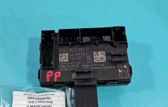Skoda Octavia Mk4 Central body control module 5Q4959392P IMPRK1581169
