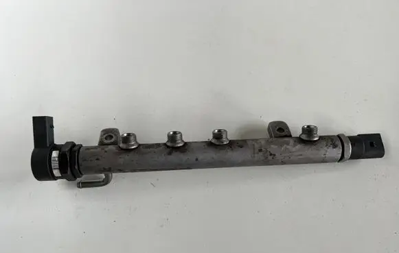 Mitsubishi Colt Fuel main line pipe A6390700495 10105381 2005213