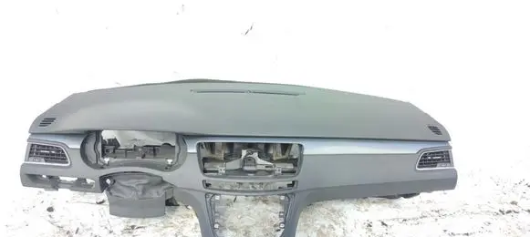 Peugeot 508 RXH Dashboard 8247X1