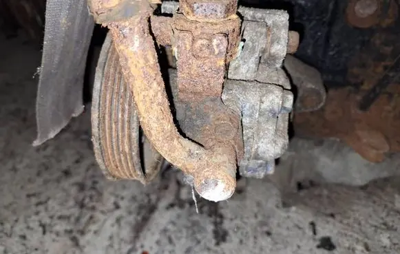 KIA Rio Power steering pump