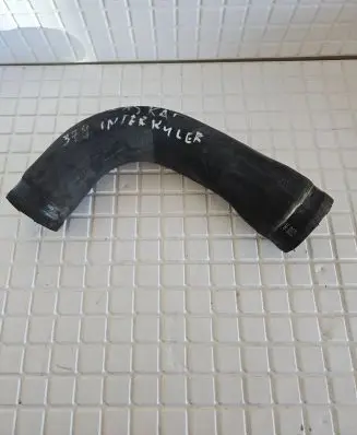 Nissan Qashqai Intercooler hose/pipe