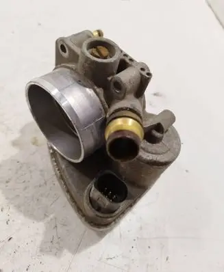 Opel Zafira B Throttle valve 55353801