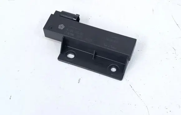 Dodge Durango III Keyless system antenna 68068148AA P68068148AA 2840864100300