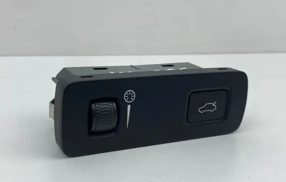 Tailgate opening switch