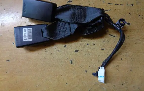 KIA Picanto Middle seatbelt buckle (rear) 