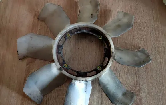 Mitsubishi Pajero Sport I Fan impeller 
