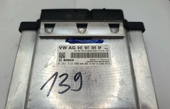 Audi A3 S3 8V Engine control unit/module 04E907309BH 0261S12609