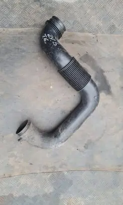 Volvo S80 Air intake hose/pipe 9161391