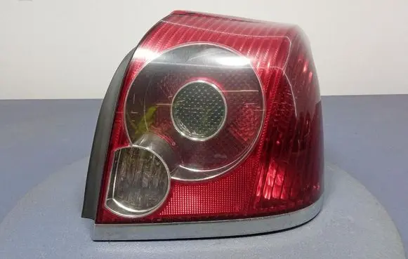 Toyota Avensis Verso Rear/tail lights 35110