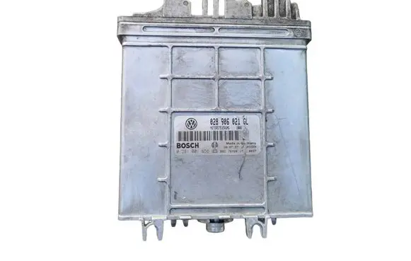 Volkswagen PASSAT B5 Engine control unit/module 028906021GL 0281001656