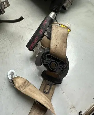 Volkswagen PASSAT B6 Front seatbelt 3C1857706F YD41914906 33056908