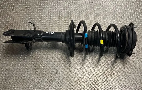 Subaru Forester SL Front shock absorber with coil spring 20310SL010 710AA240731 710AA
