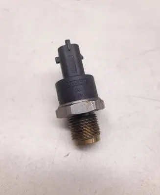 Fuel pressure sensor