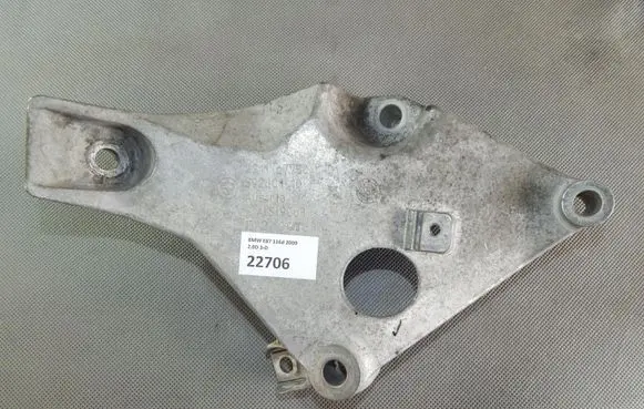 BMW 1 E81 E87 A/C compressor mount bracket 59280110