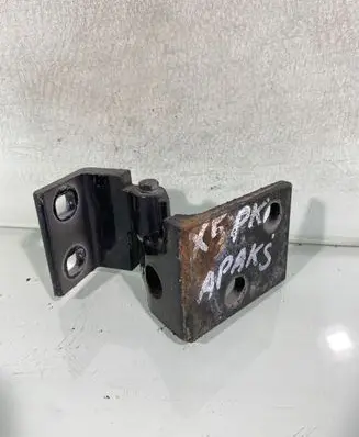 BMW X5 E53 Front door lower hinge 