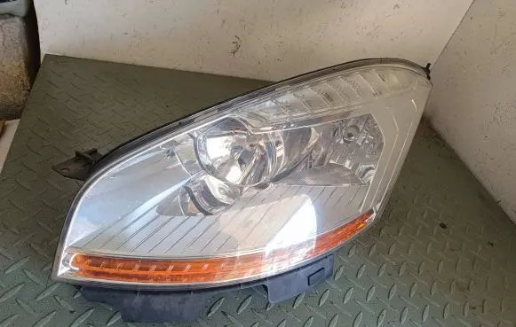 Citroen C4 I Headlight/headlamp