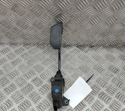Toyota Auris E180 Accelerator throttle pedal 7811002140